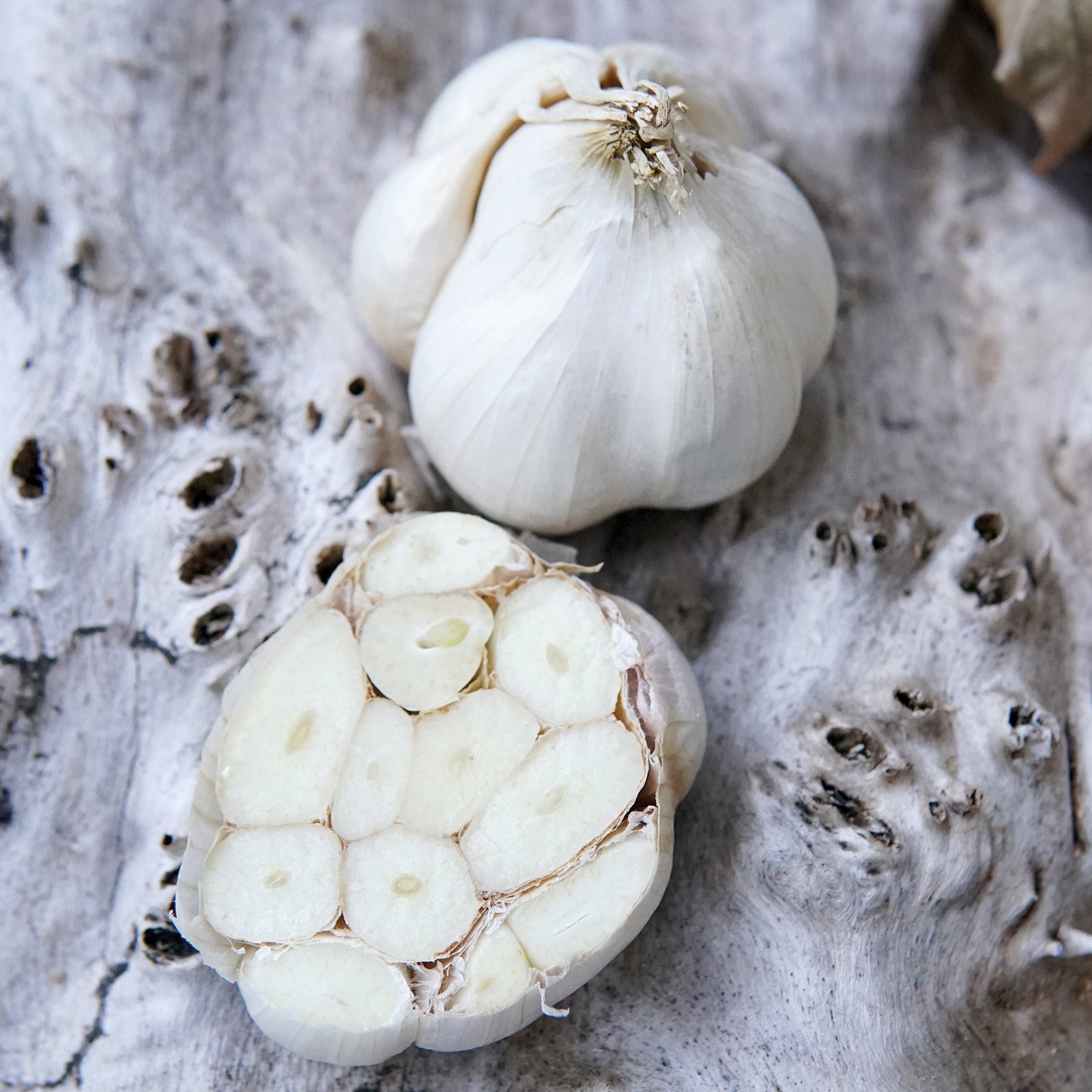 How To Cut Garlic Crosswise 