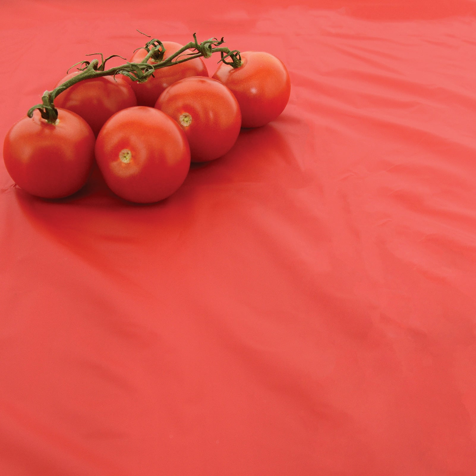 red plastic for tomato plants Red Mulch Film